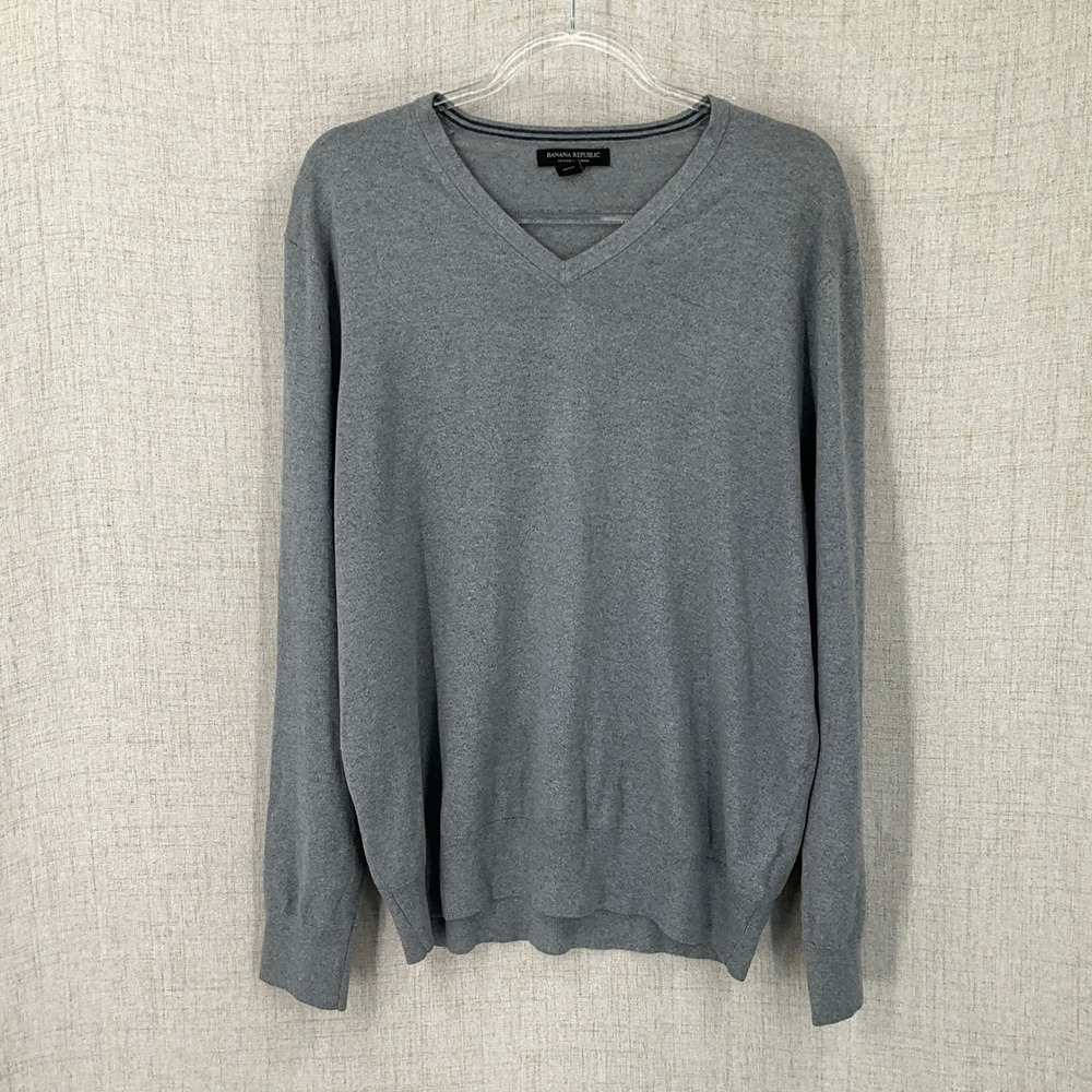 Banana Republic V Neck Sweater Women L Gray Cashmere Silk Luxury Blend Classic